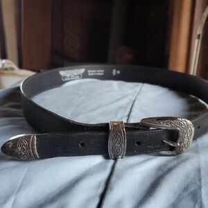 LEE RIVERS Black Leather Men’s Belt with Decorative Silver Buckle